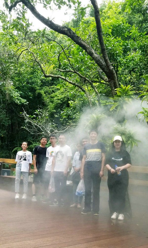 越是前進(jìn)，風(fēng)景越是迷人